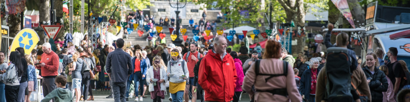Nelson Arts festival crowd 2023